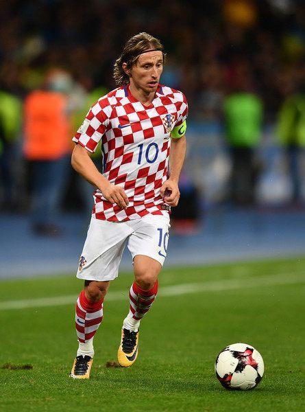 直接颁奖！雷速中超评选：法比奥大四喜，当选第30轮MVP