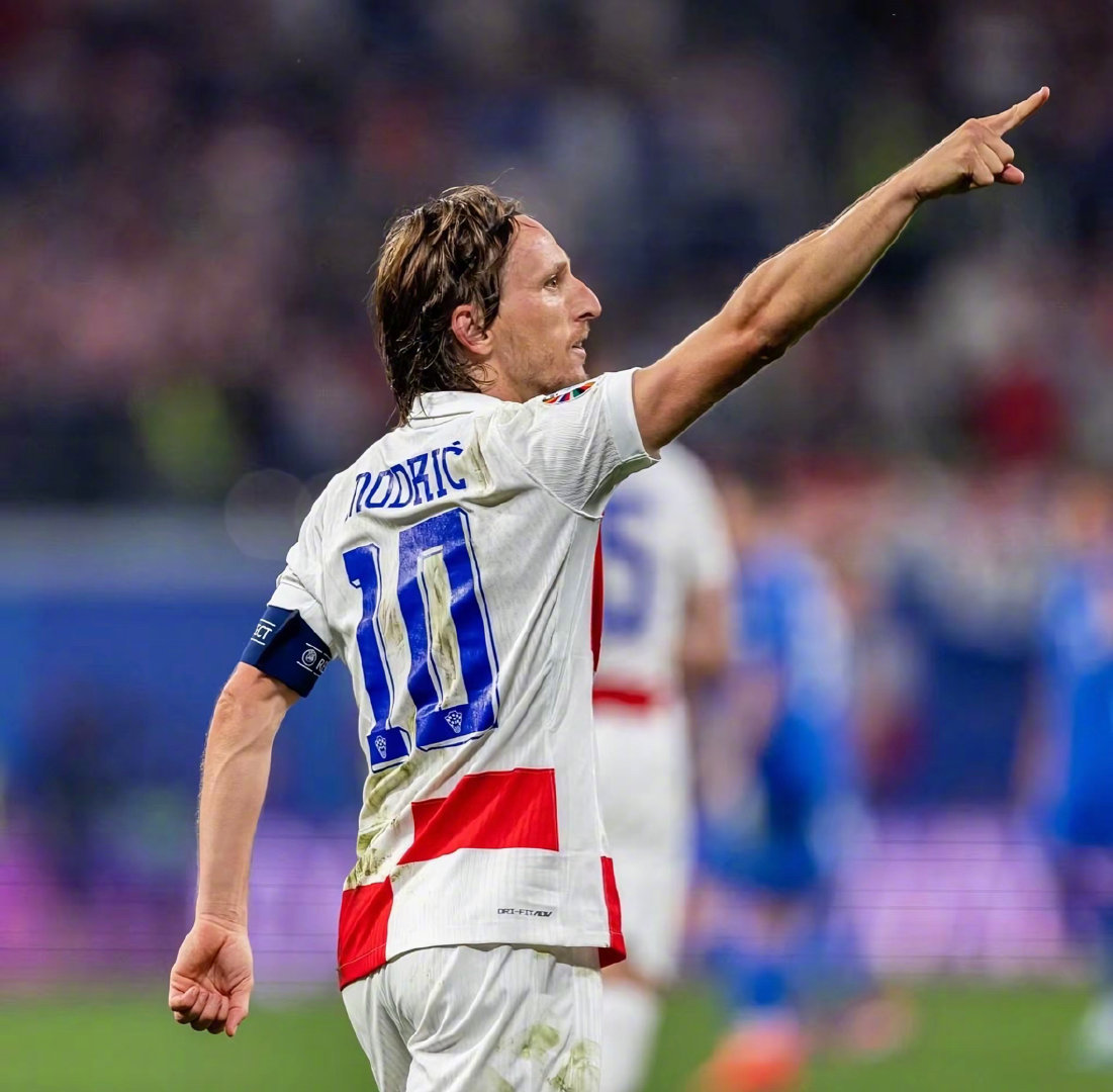 C罗谈缺席若塔葬礼：这种时刻我不想成焦点，不后悔这一决定