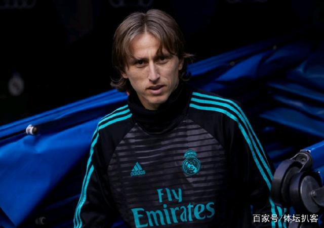 伊萨克数据：上场68分钟1次射门，未能进球，传球11次