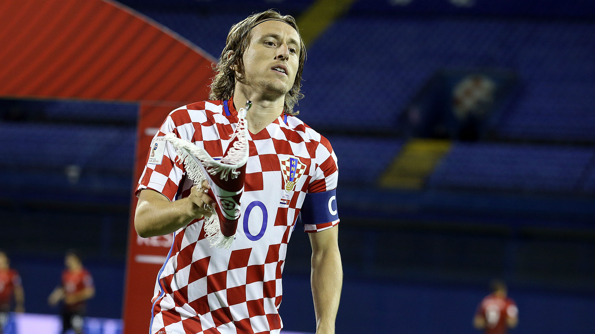 邦马蒂：对今年金球奖其实没太多期待；向梅西发起冲击？不会